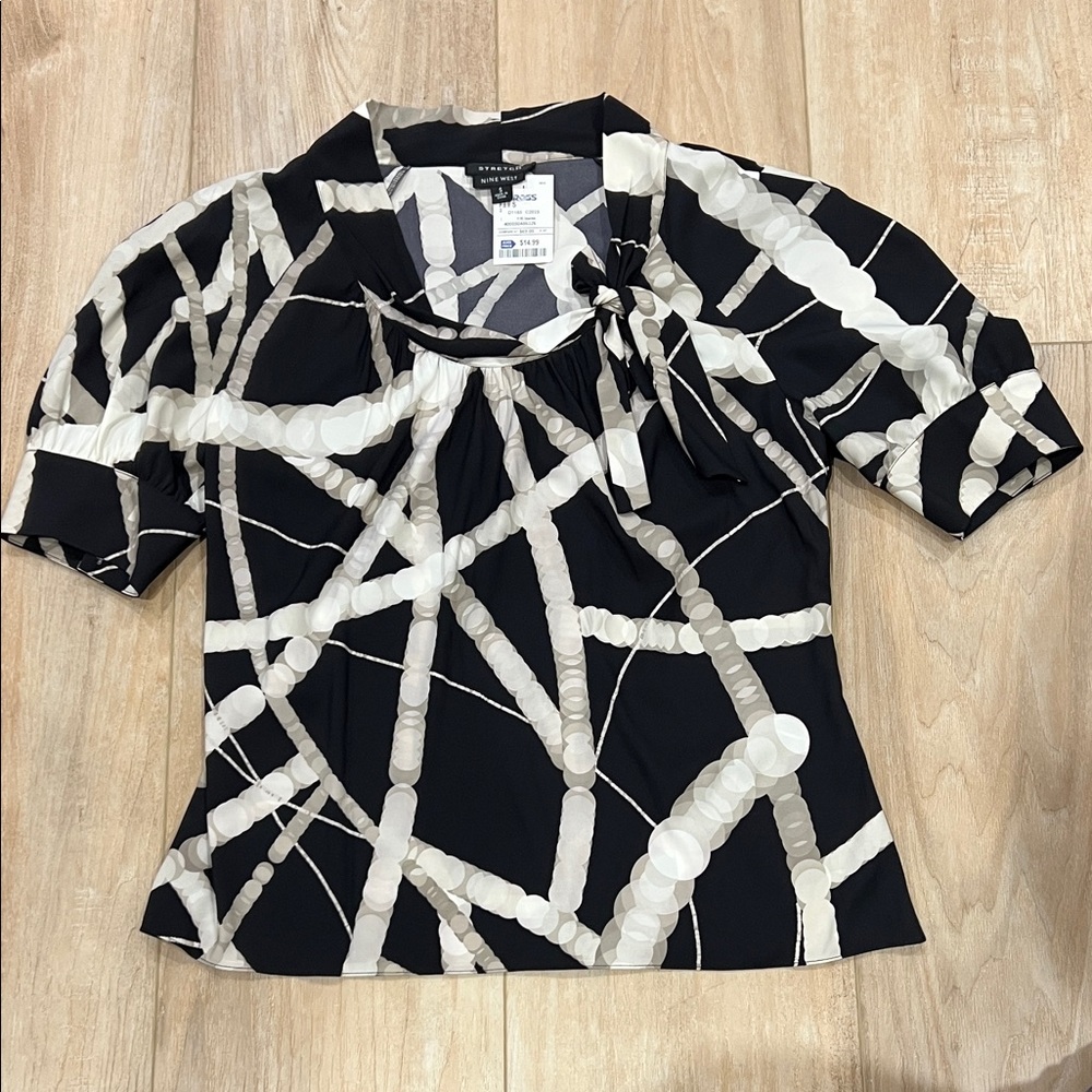 Nine West Black and Cream Patterned Blouse